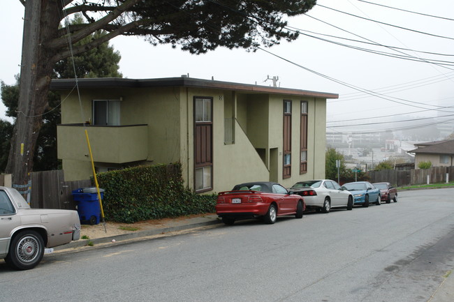 24 Lewis Ave in South San Francisco, CA - Foto de edificio - Building Photo