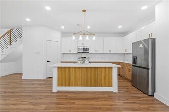 1314 Fletcher St in Dallas, TX - Building Photo - Building Photo