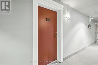5-305 Greenwich St in Barrie, ON - Building Photo - Building Photo