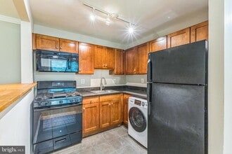3105 Naylor Rd SE in Washington, DC - Building Photo - Building Photo