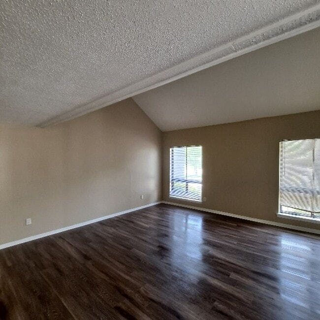 4202 Crain Rd in Memphis, TN - Foto de edificio - Building Photo