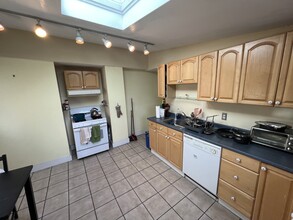 639 Somerville Ave, Unit #2 in Somerville, MA - Building Photo - Building Photo