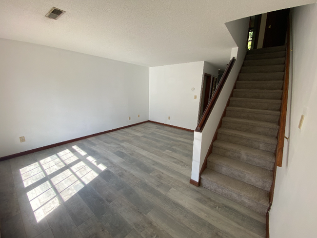 property at 114 Colonial Ct