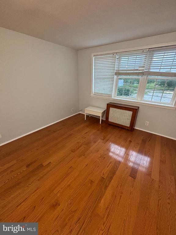 property at 1635 S Dover St