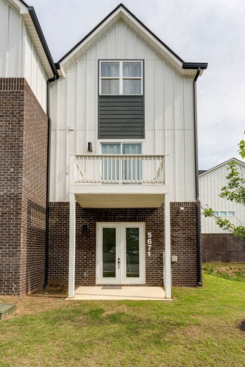 5671 Sofias Cir in Chattanooga, TN - Building Photo