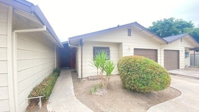 3180 N Walnut Rd in Turlock, CA - Building Photo - Building Photo