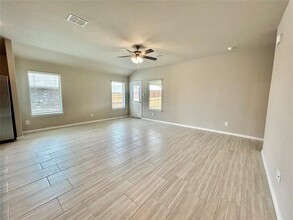 16432 Severn Ln in Fort Worth, TX - Building Photo - Building Photo