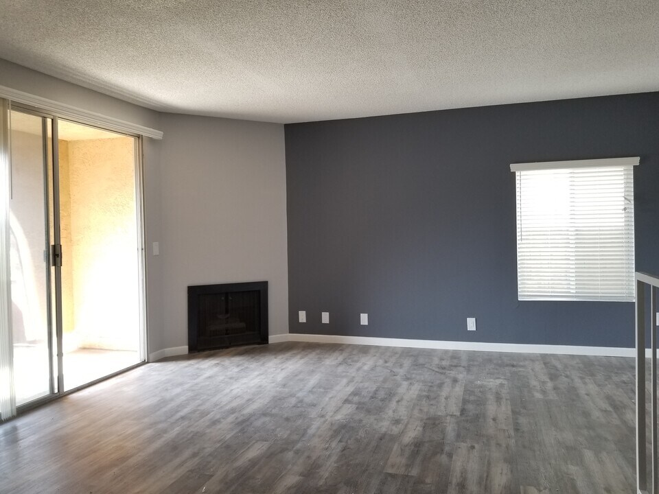 3711 Emerald St in Torrance, CA - Building Photo