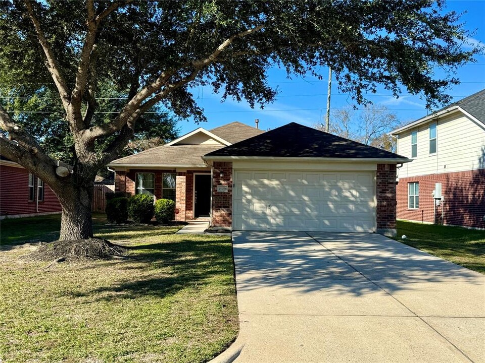 20111 Sweet Magnolia Pl in Humble, TX - Building Photo