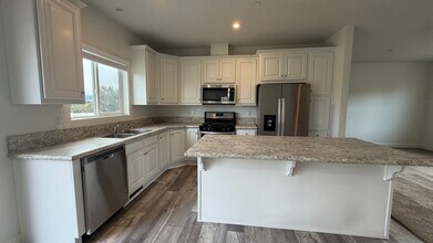 40528 Calle Cancion in Temecula, CA - Building Photo - Building Photo