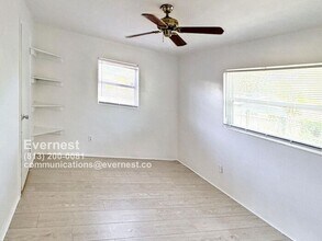 105 S Fernwood Ave in Clearwater, FL - Building Photo - Building Photo