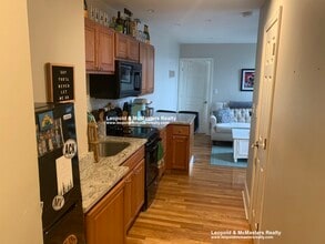 46 Joy St, Unit 10 in Boston, MA - Building Photo - Building Photo