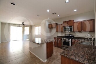 4072 E Cherry Hills Dr in Chandler, AZ - Building Photo - Building Photo