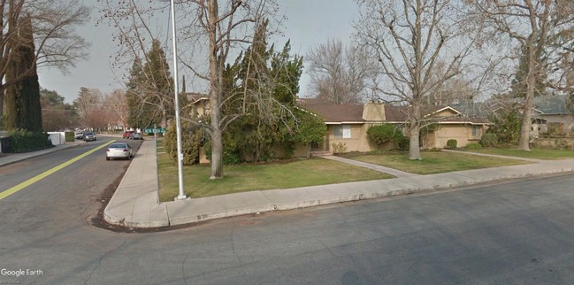 1800 Alta Vista Dr in Bakersfield, CA - Building Photo - Other