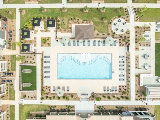 Alta Harris Farms in Mooresville, NC - Building Photo - Building Photo