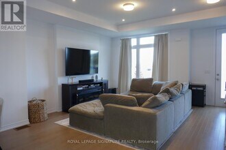 49 Sorbara Wy in Whitby, ON - Building Photo - Building Photo