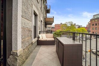 28-32 Atlantic Ave in Boston, MA - Building Photo - Building Photo