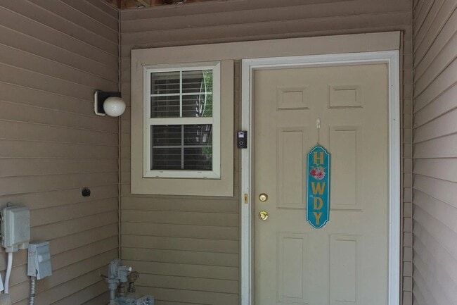 6893 Pine Crest Trail S in Cottage Grove, MN - Building Photo - Building Photo