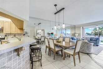 9380 Gulf Shore Dr in Naples, FL - Building Photo - Building Photo