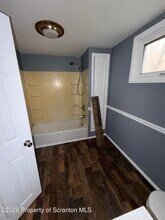 3122 S Main St in Wilkes-Barre, PA - Building Photo - Building Photo