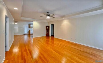 1024 Clint Dr SE in Hartselle, AL - Building Photo - Building Photo