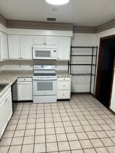 2076 S Grandview Ave in Sanford, FL - Building Photo - Building Photo