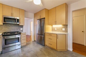 1123 Jensen Ave in Mamaroneck, NY - Building Photo - Building Photo