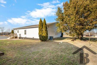 1522 S Tuscany Ct in Ozark, MO - Building Photo - Building Photo