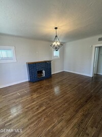 209 Hadlock St in El Paso, TX - Building Photo - Building Photo