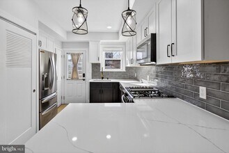 2015 Gales St NE in Washington, DC - Building Photo - Building Photo