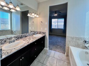3536 N Hornet Ave in Fresno, CA - Building Photo - Building Photo