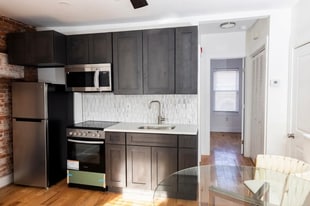 4004 Haverford Ave in Philadelphia, PA - Building Photo