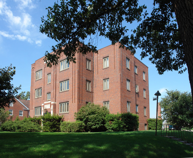 POST APARTMENTS in Des Moines, IA - Foto de edificio - Building Photo