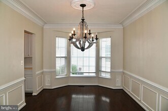 12590 Garry Glen Dr in Linton Hall, VA - Building Photo - Building Photo