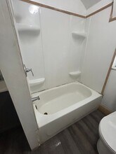 121 W Indiana Ave in Elkhart, IN - Building Photo - Building Photo