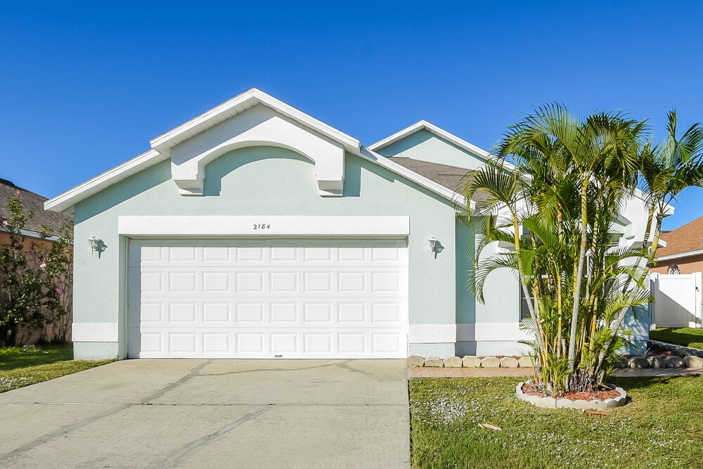 2184 Mallard Creek Cir in Kissimmee, FL - Building Photo