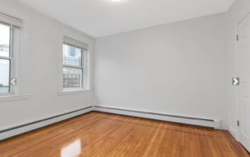 122 Prince St, Unit 4 in Boston, MA - Building Photo - Building Photo
