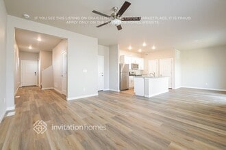 7215 Dolores Ave in Frederick, CO - Foto de edificio - Building Photo