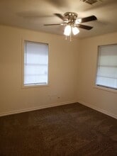 3623 Avenue E in Nederland, TX - Building Photo - Building Photo