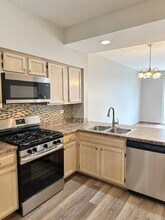 125 Capella Ct in Lake In The Hills, IL - Building Photo - Building Photo