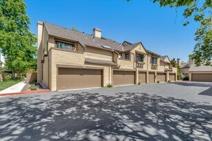 2032 Donovan Ct in San Jose, CA - Building Photo