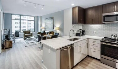 4850 Rugby Ave in Bethesda, MD - Building Photo - Building Photo
