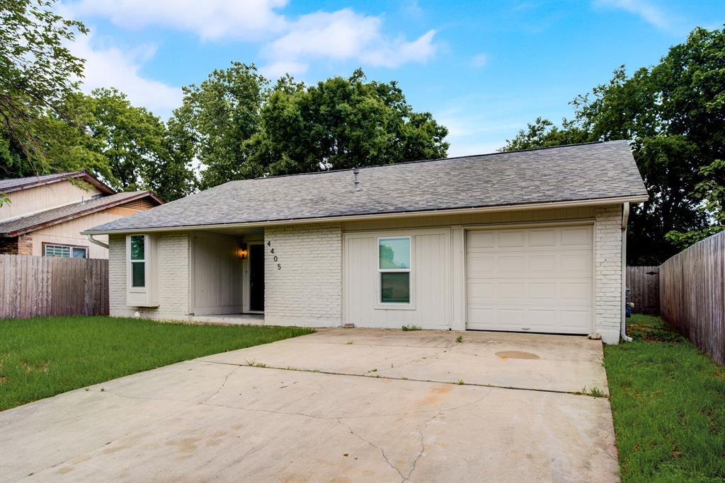 4405 Button Bend Cir in Austin, TX - Building Photo
