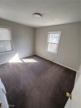 892 E 139th St in Cleveland, OH - Building Photo - Building Photo