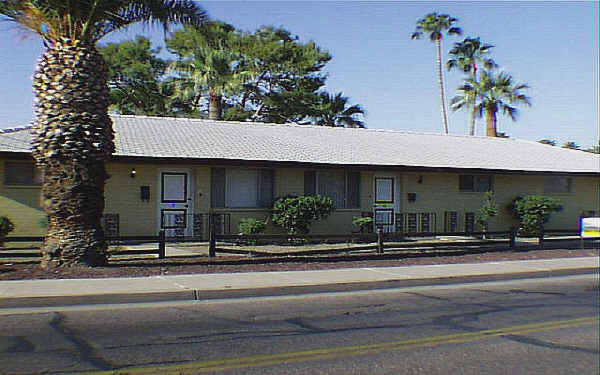 981 W Erie St in Chandler, AZ - Building Photo