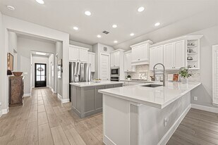 8922 Flounder Rdg Dr in Cypress, TX - Building Photo