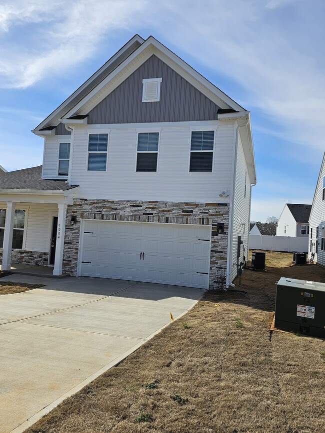 1004 Maridian St in Simpsonville, SC - Building Photo - Building Photo