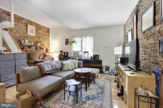 515 S 6th St in Philadelphia, PA - Building Photo - Building Photo