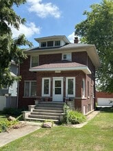 252 N Raynor Ave in Joliet, IL - Building Photo - Building Photo