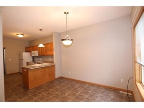 9476 Talon Ct in Monticello, MN - Building Photo - Building Photo